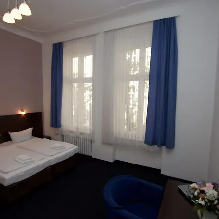 Arta Lenz 3* Berlin